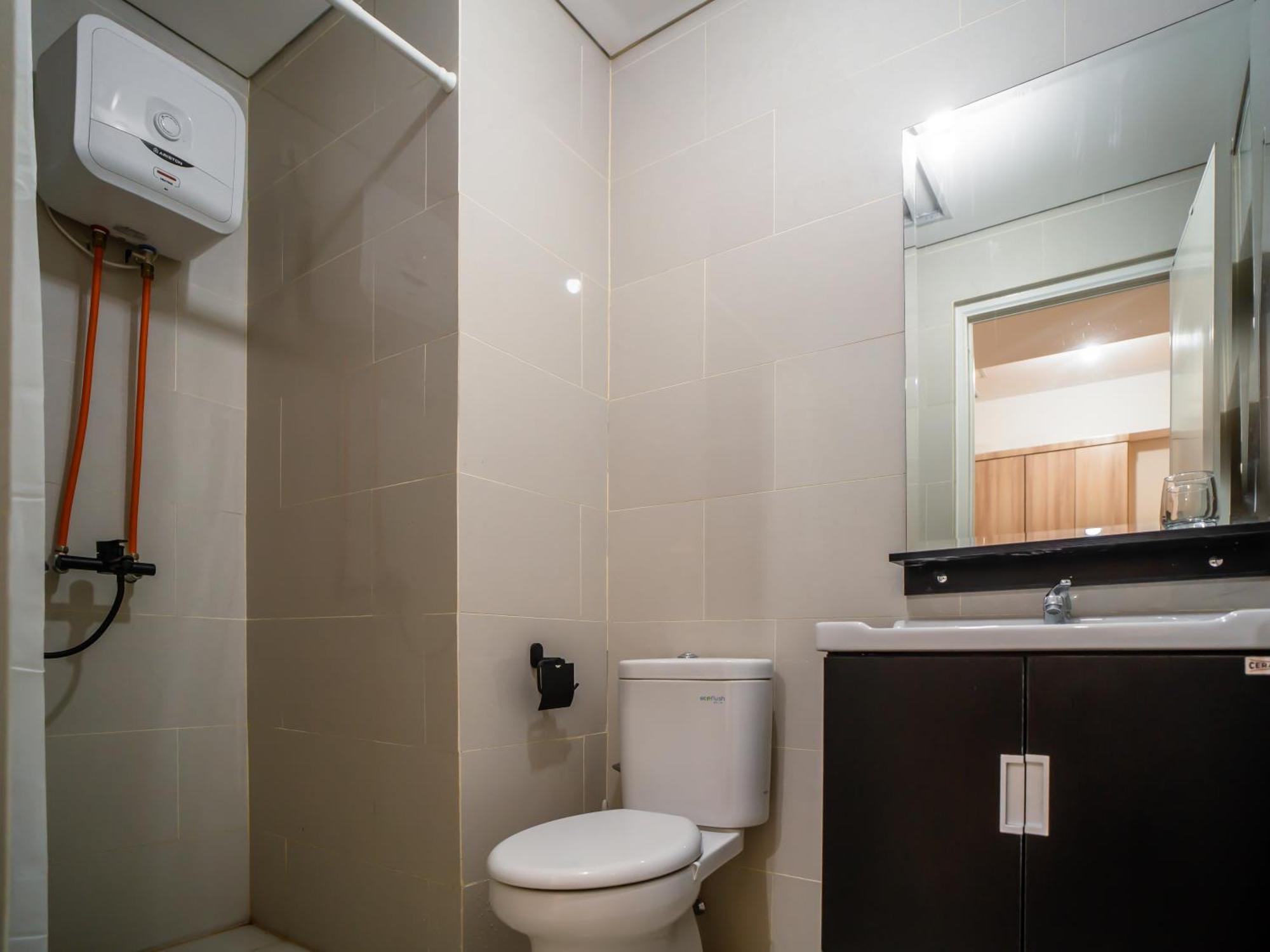 Aw At Podomoro Apartemen Medan